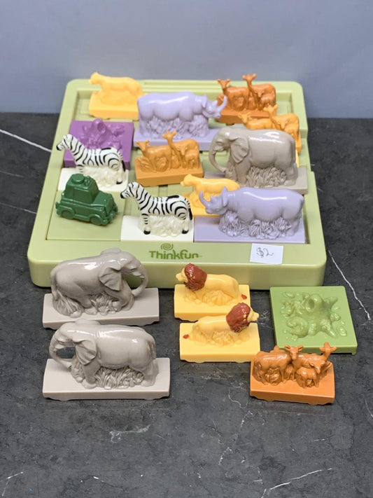 Thinkfun Safari Rush Hour. (Without cards)