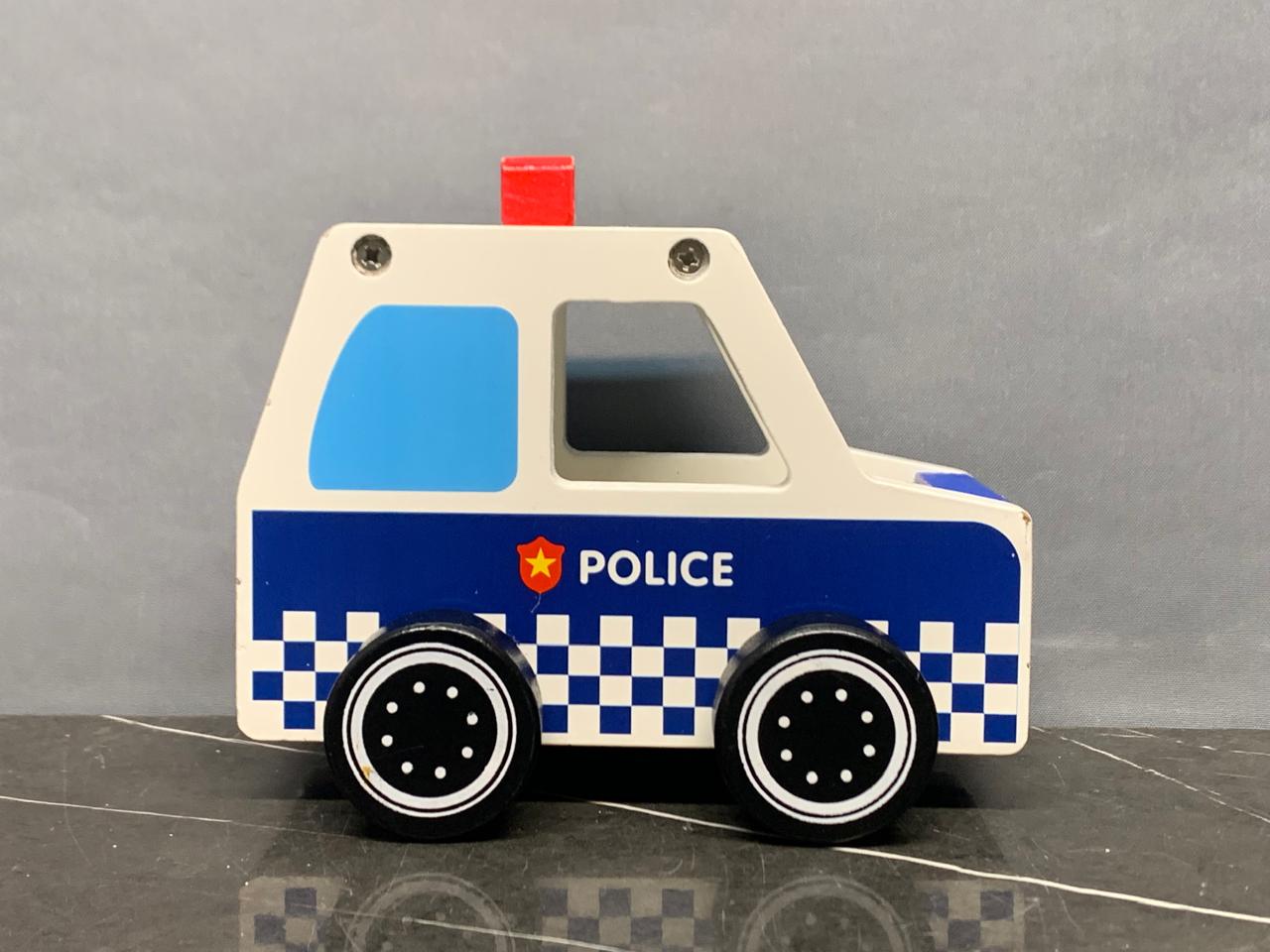 Wooden Police Vehicle Toy. SKU:BXL-002