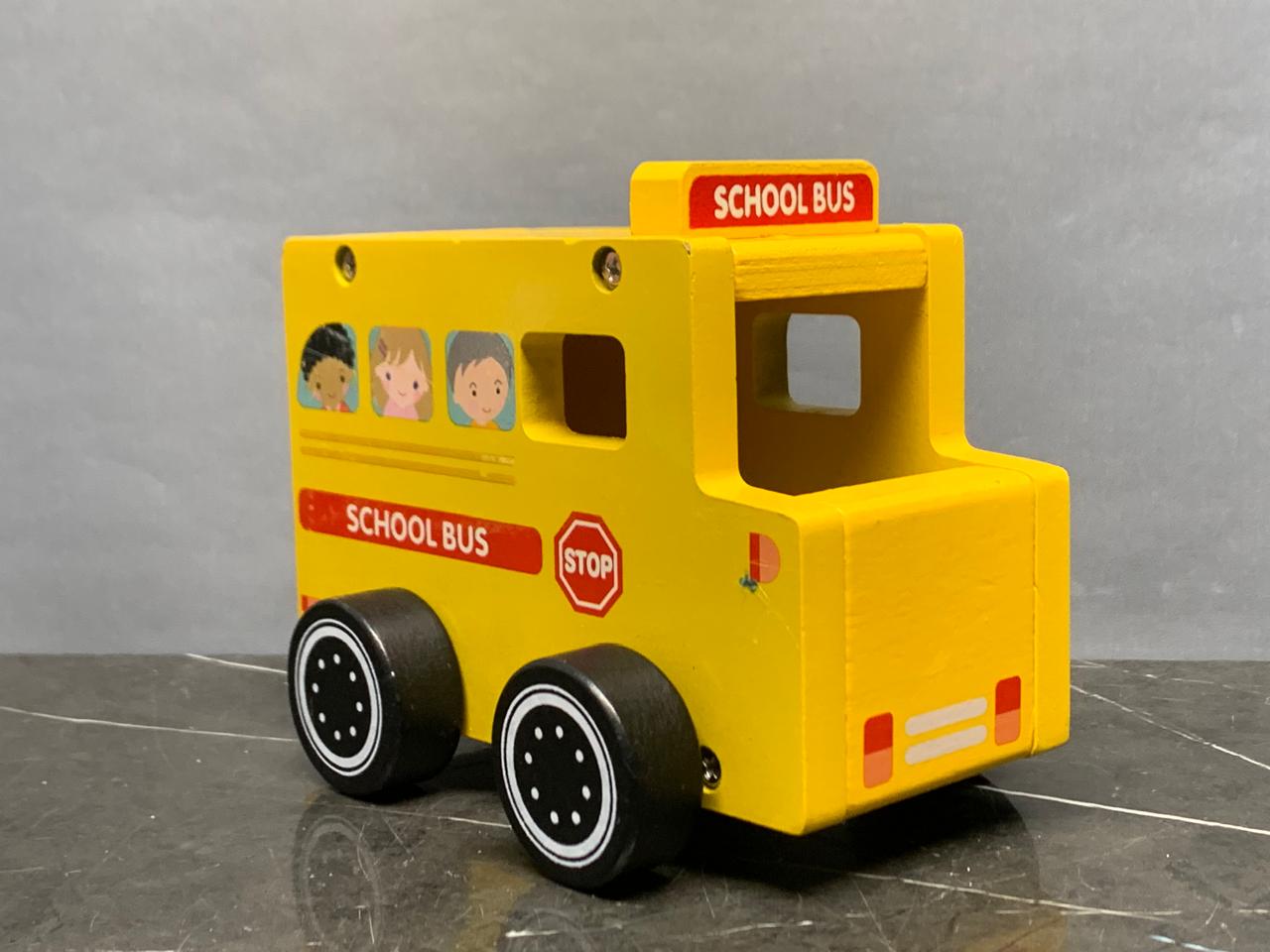 Mini School Bus Vehicle Toy. SKU:BXL-002