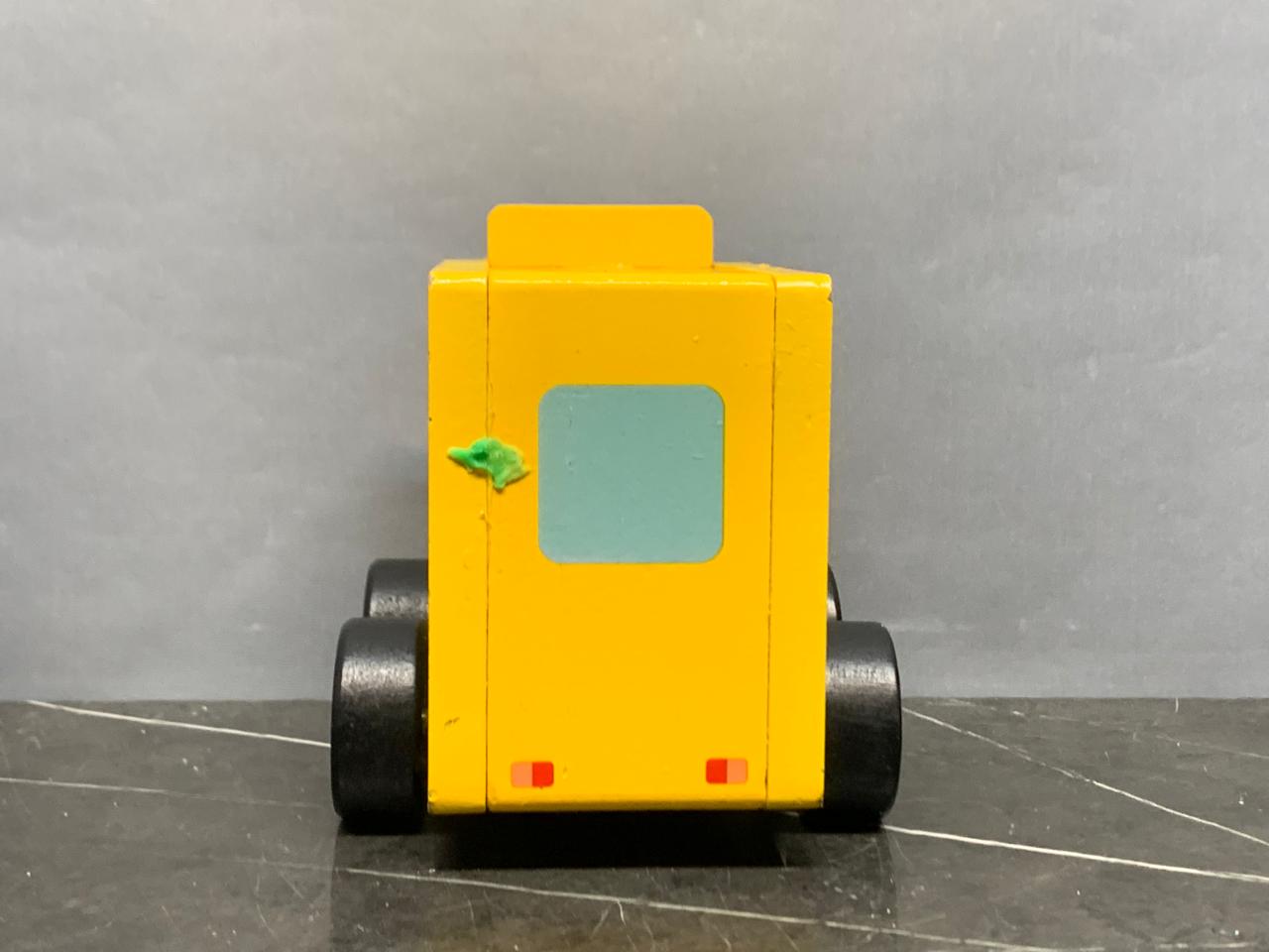 Mini School Bus Vehicle Toy. SKU:BXL-002