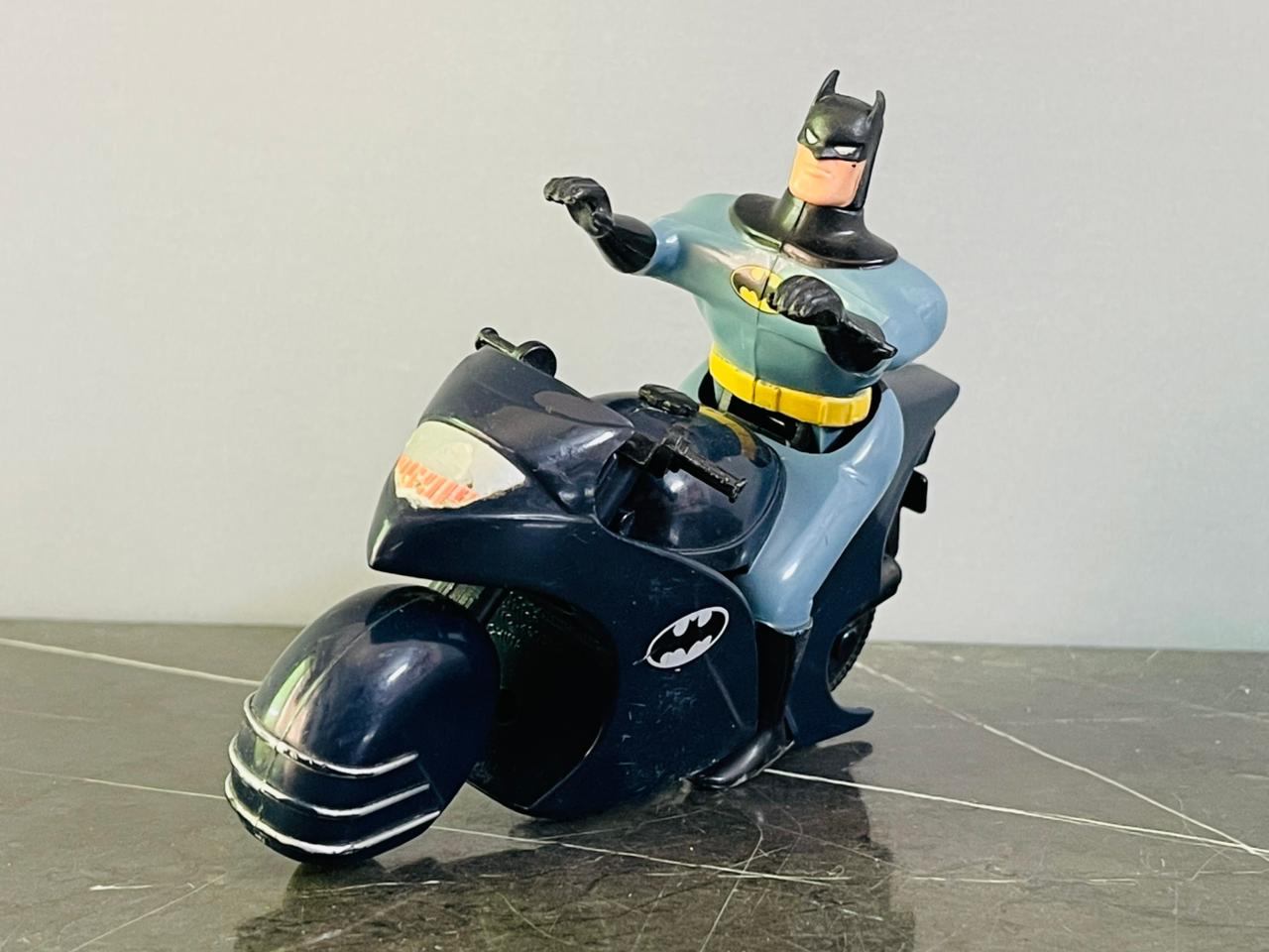 DC Batman The Animated Series Batcycle Vehicle. SKU:BXL-051