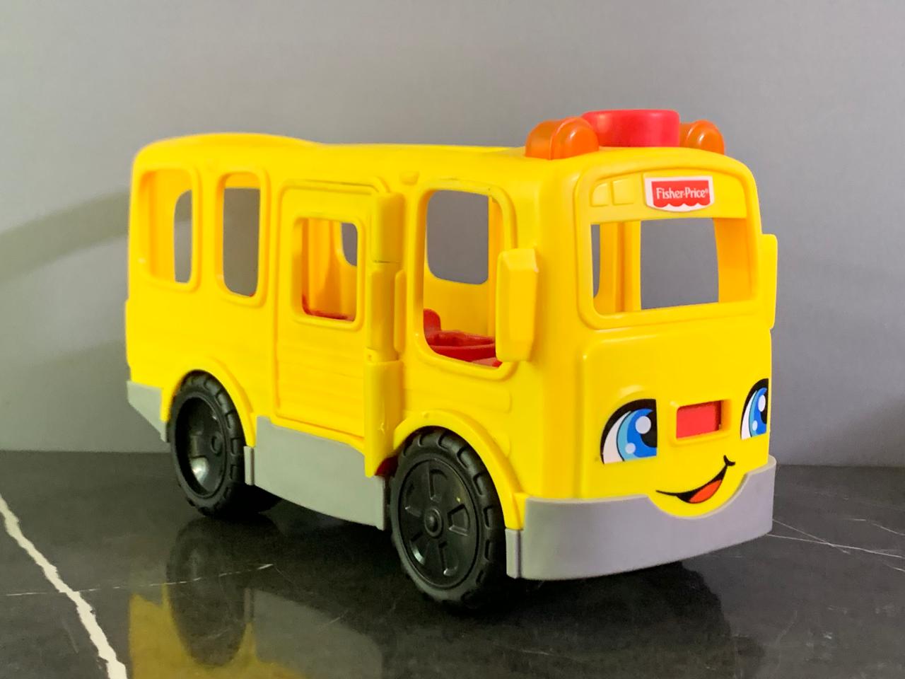Fisher-Price Little People Sit With Me School Bus.  SKU-BXL:050 (Rs 400 advance)