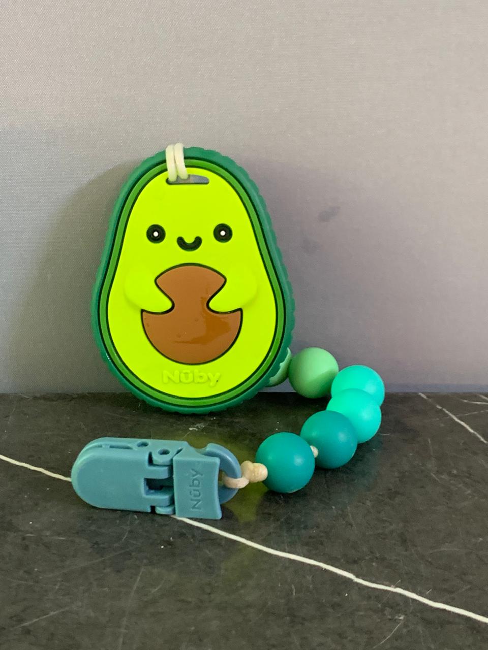 Nuby Silicone Teether with Pacifier Clip. SKU:BXL-045