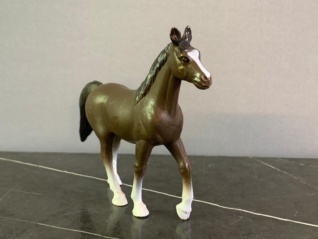 Schleich Anglo-Arabian Mare Figurine. SKU:BXL- 045