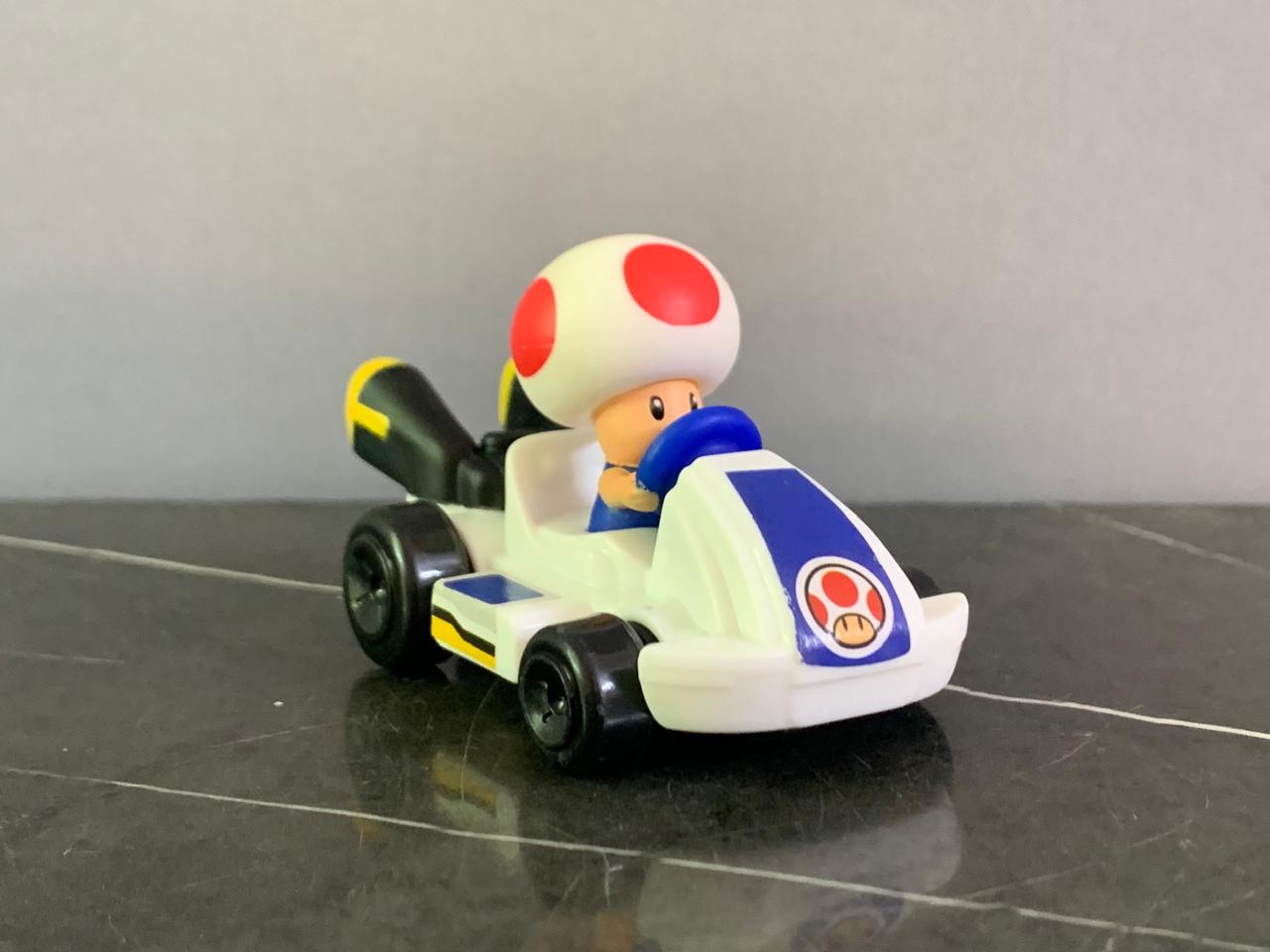 Hot Wheels Mario Kart.
