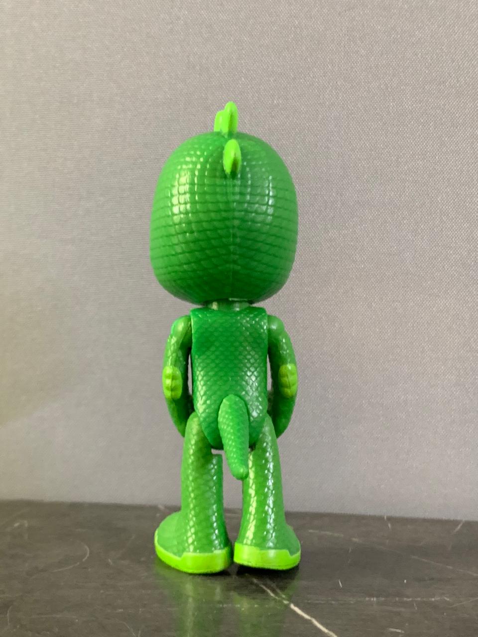 PJ Masks Deluxe Gekko Figure. SKU:BXL-052