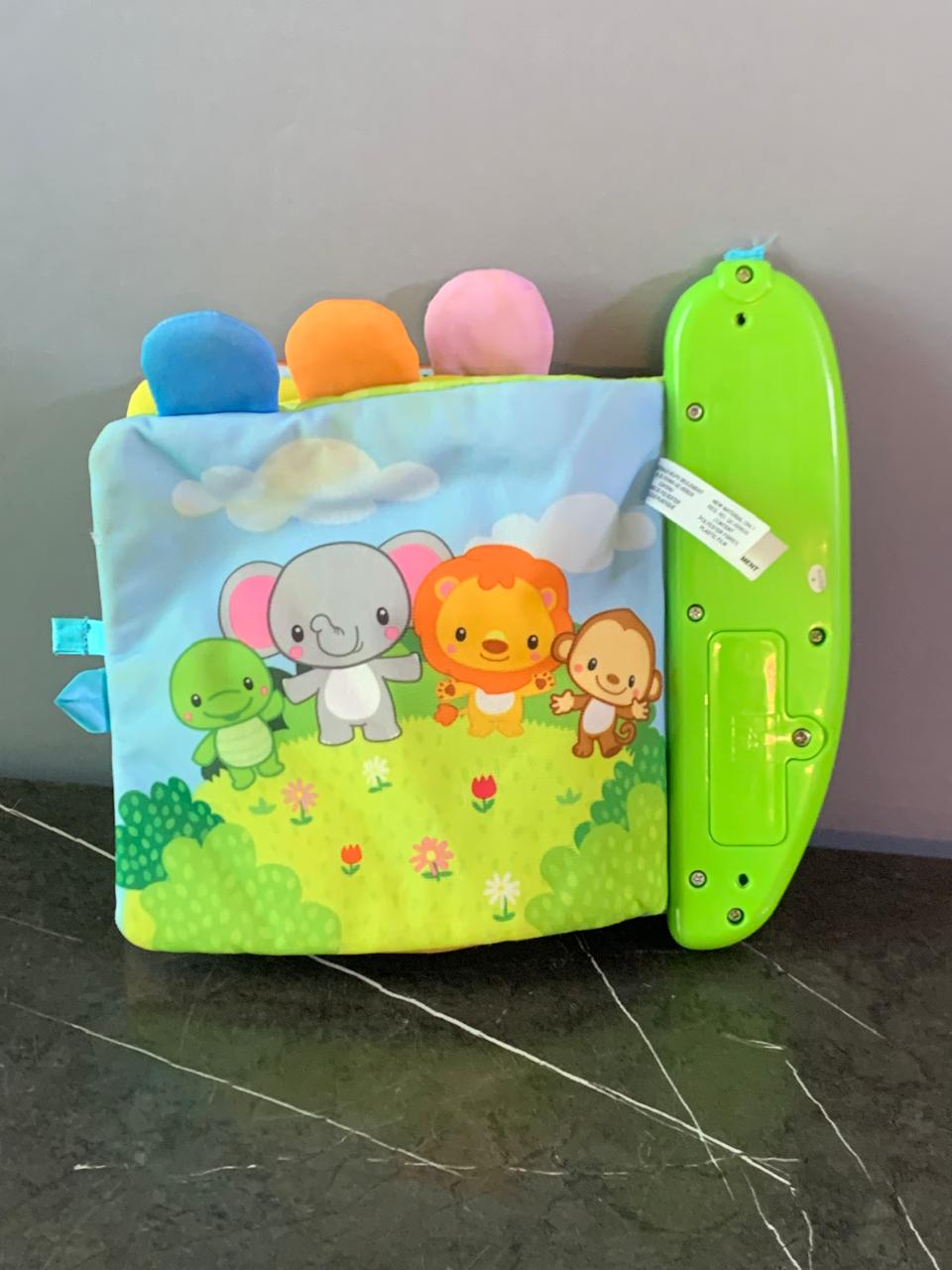 VTech Peek & Play Baby Book. SKU-BXL:065