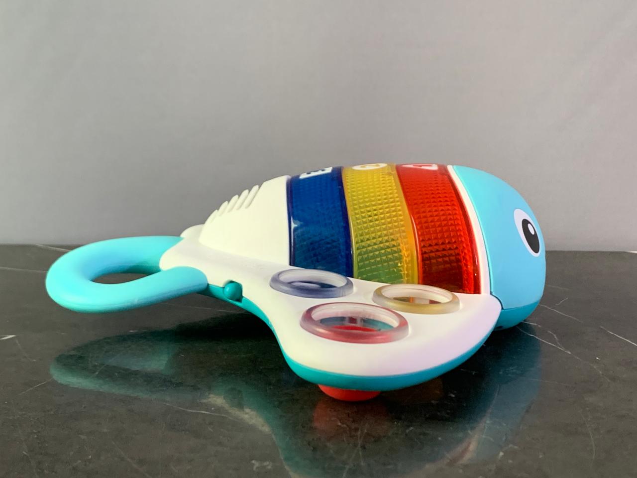 Baby Einstein Ocean Explorers Pop & Explore Stingray Popper Toy.