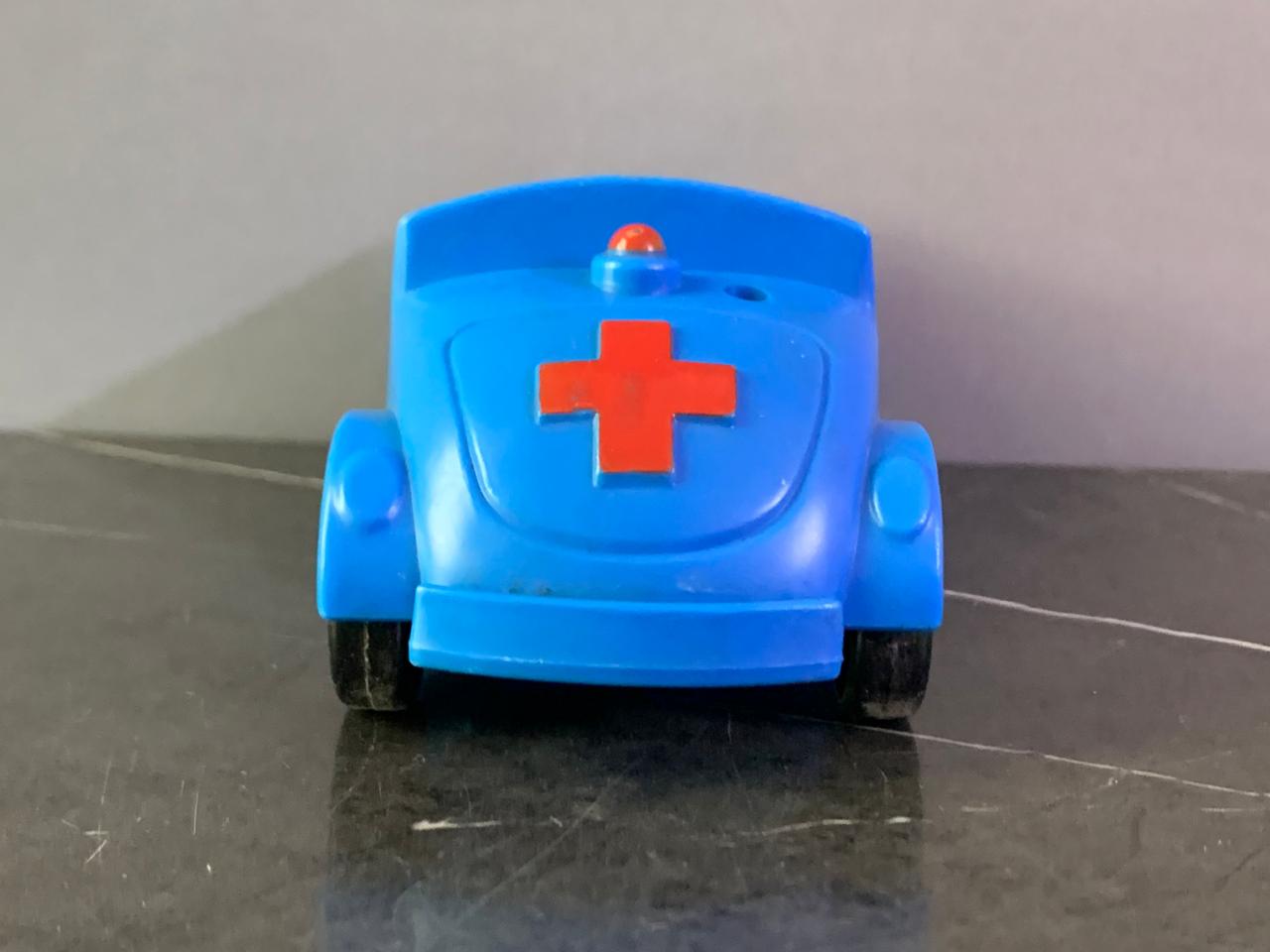 Playskool Richard Scarry Puzzletown Ambulance Toy.