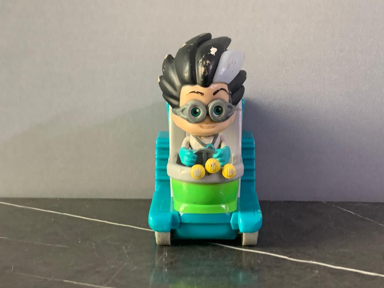 Disney Junior PJ Masks Wheelie Romeo Figure.