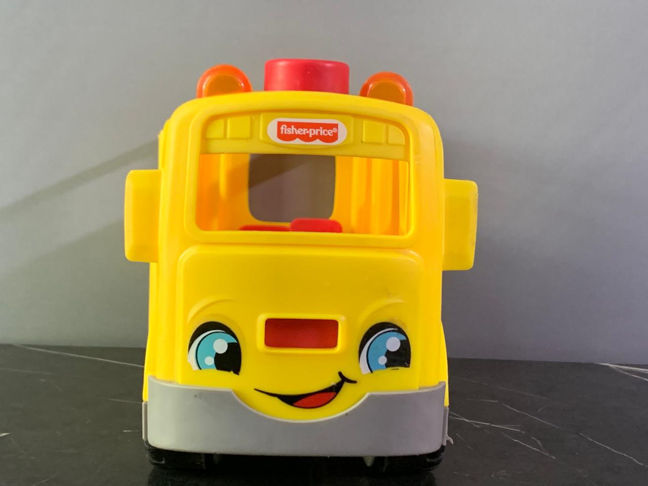 Fisher-Price Little People Sit with Me School Bus. (Without figurine) (Rs 350 advance)