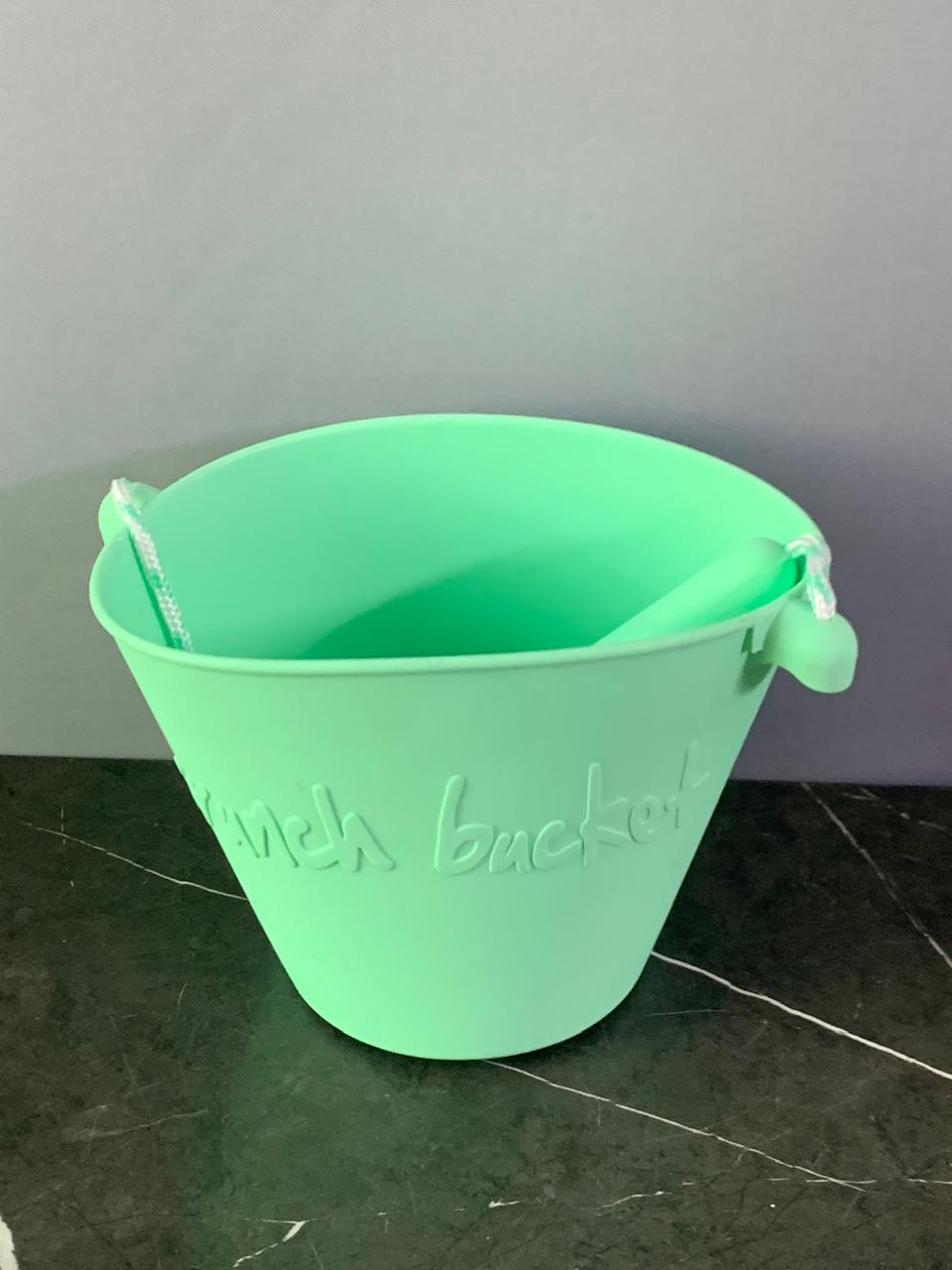 Scrunch Silicone Bucket.