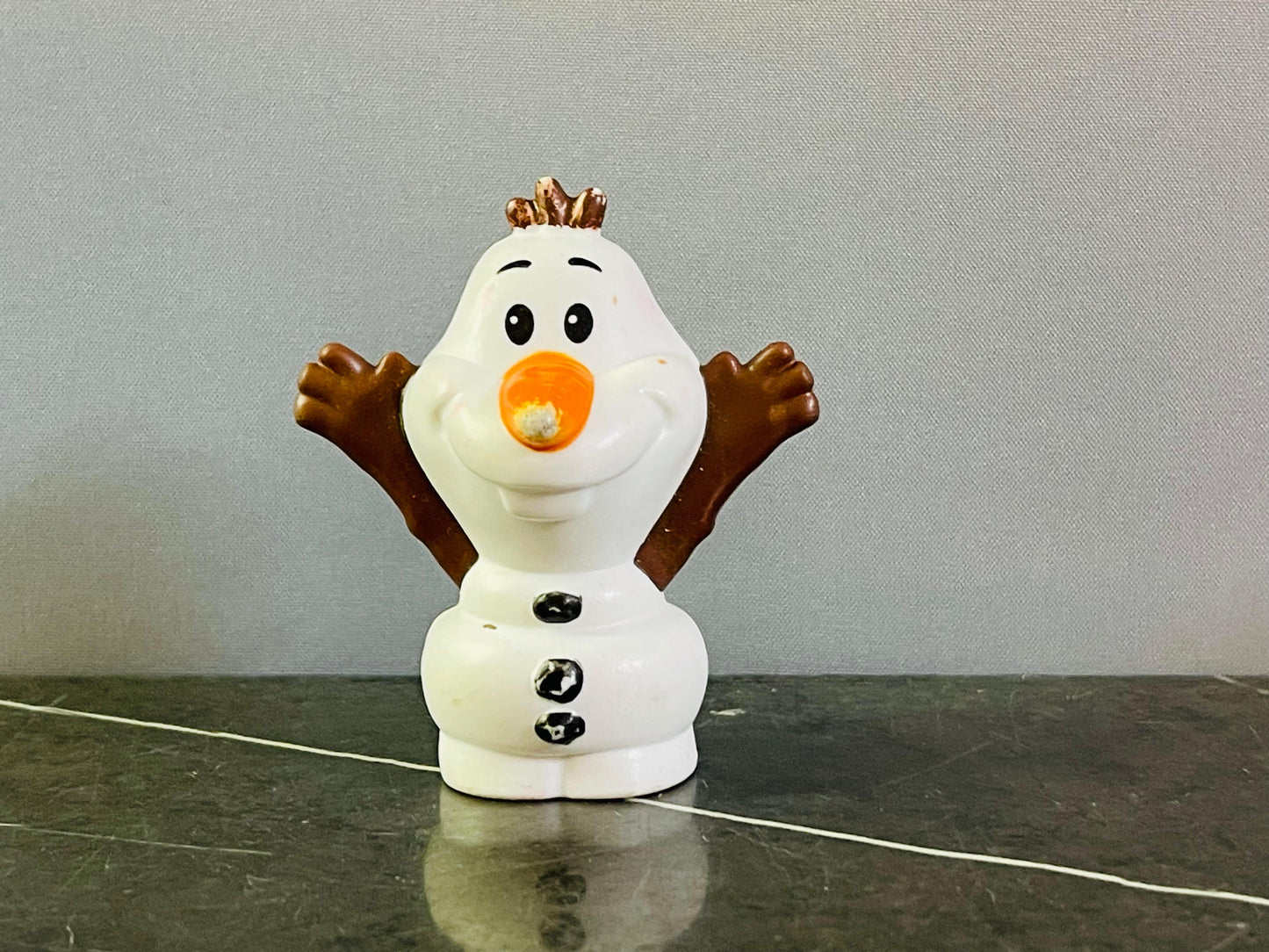 Fisher-Price Little People Disney Frozen Olaf Figure.