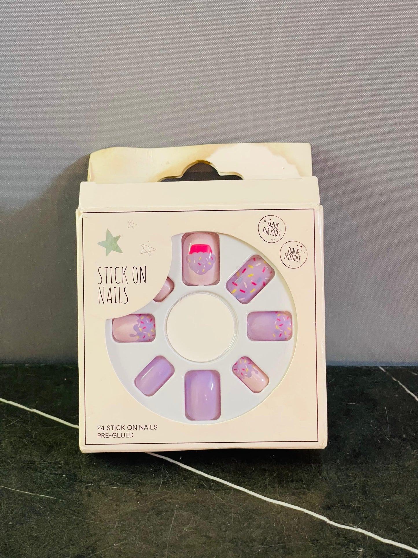 OXX Junior 24 Pack Pre-Glued Stick-On Nails.