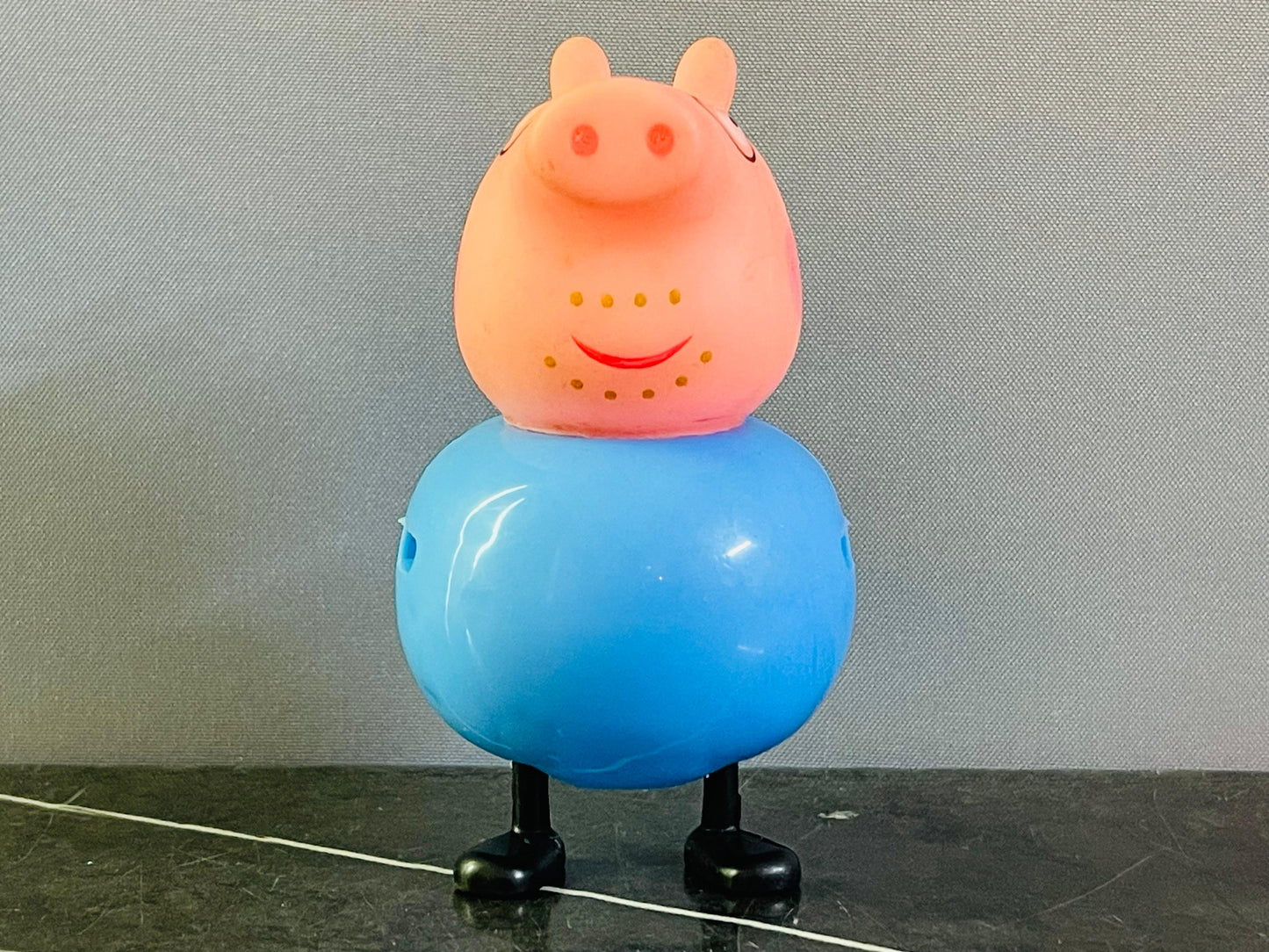 Peppa Pig Daddy Pig Figure. (Without arms)