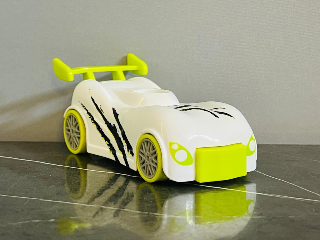 Quick Shot Derby Race Pull Back Crash Car.