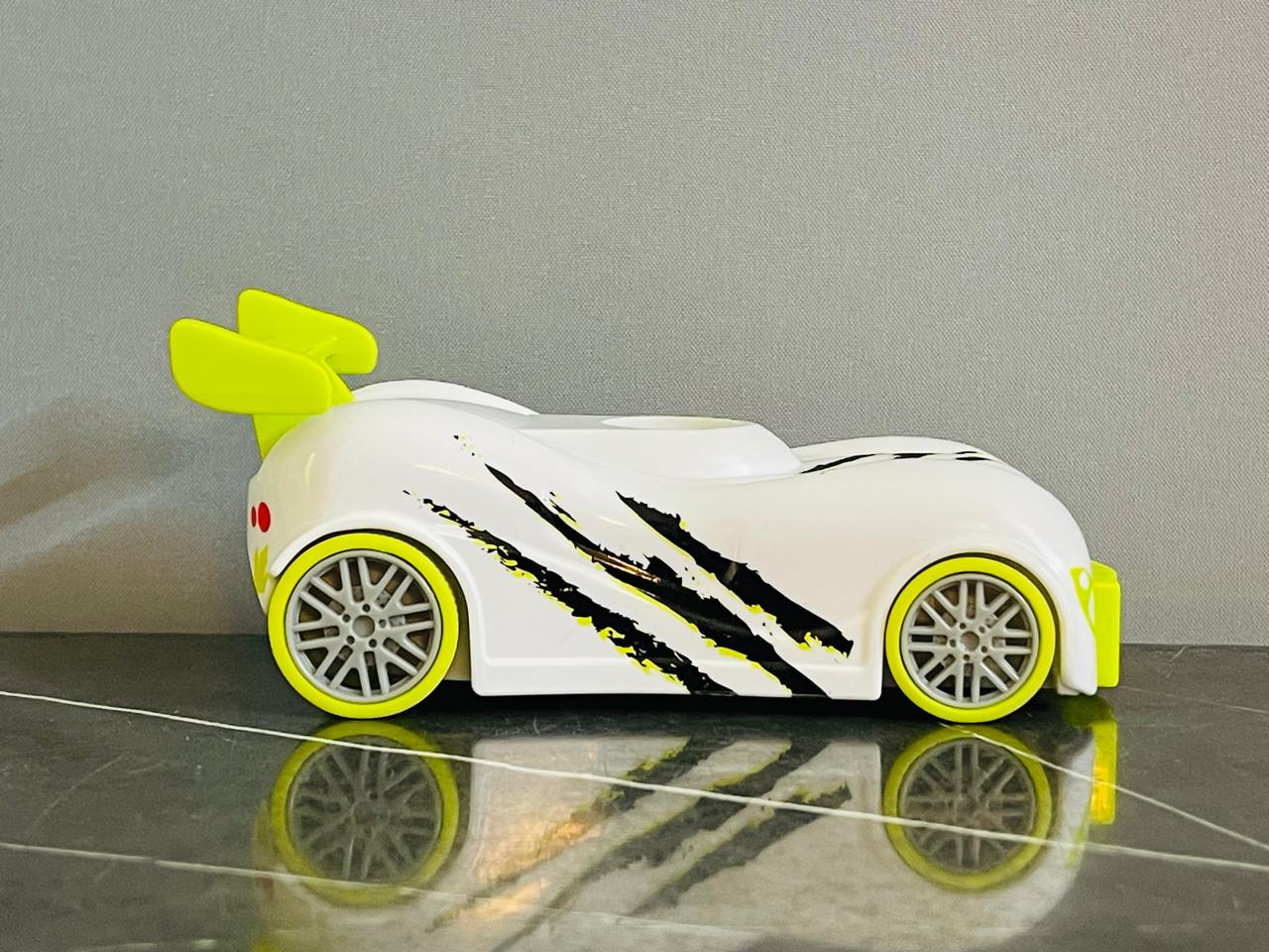 Quick Shot Derby Race Pull Back Crash Car.