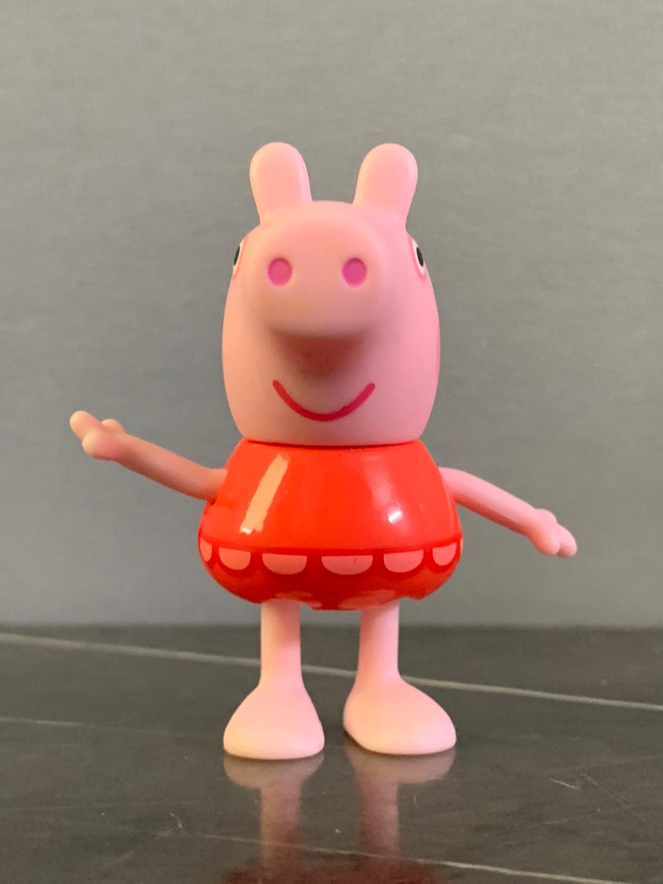 Peppa Pig Dress-Up Figure.