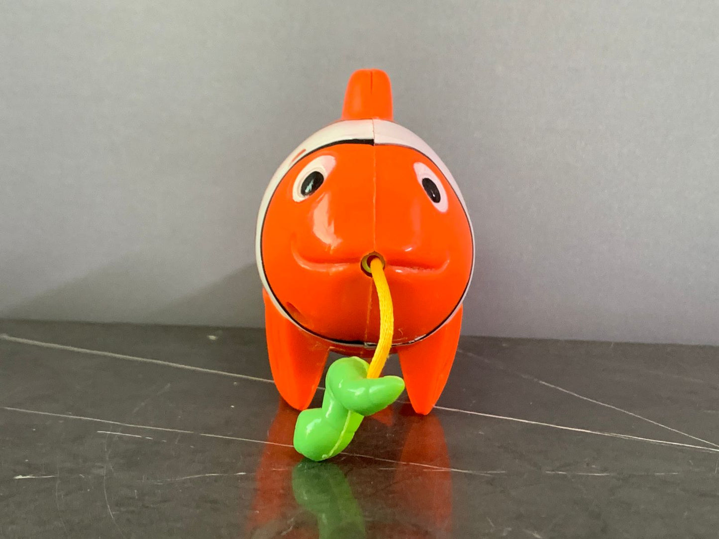 Toysmith - Clown Fish Pull-String Bath Toy