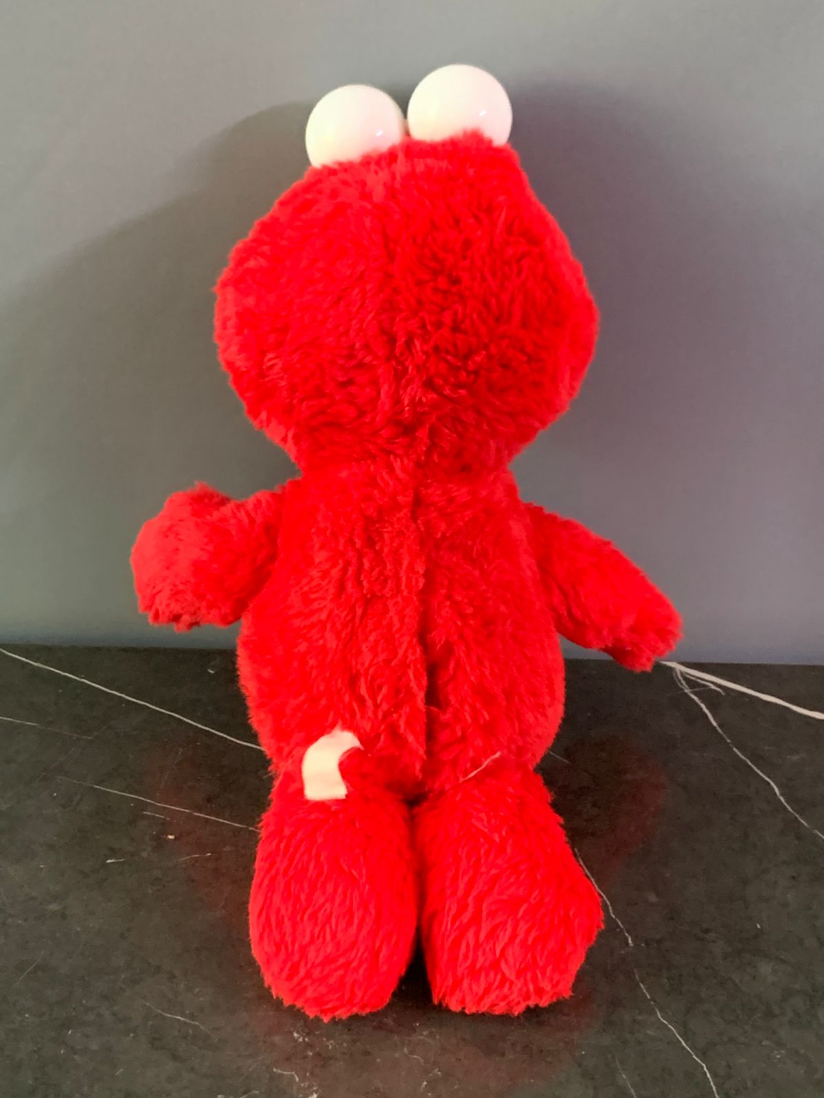 Sesame Street Tickle Me Elmo Interactive Soft Toy.