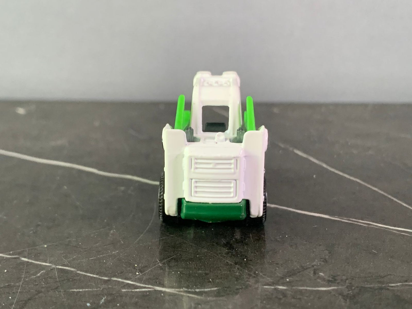 MATCHBOX MBX Construction - Skidster.