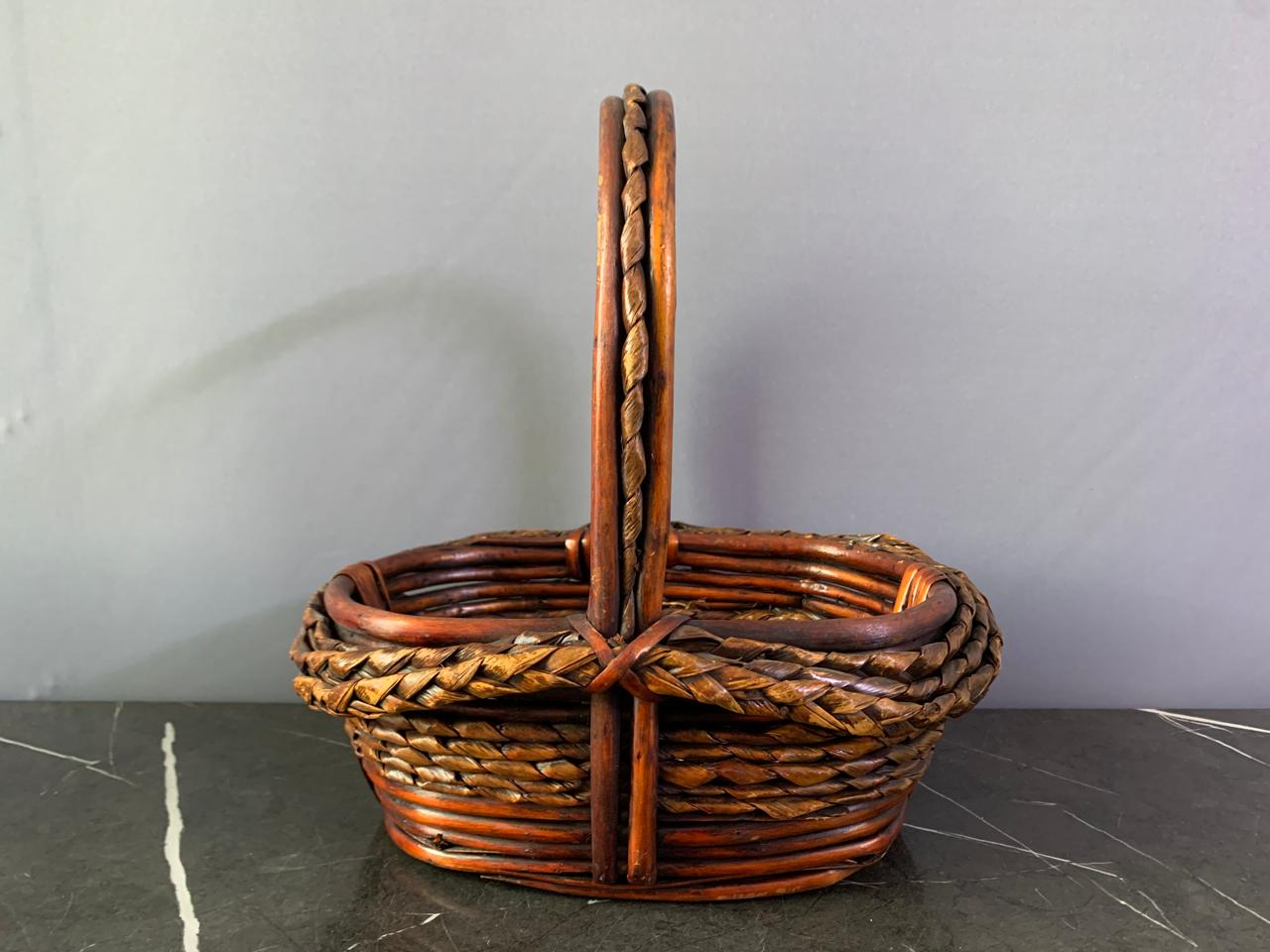 Willow Wicker Basket. (Rs 350 advance)