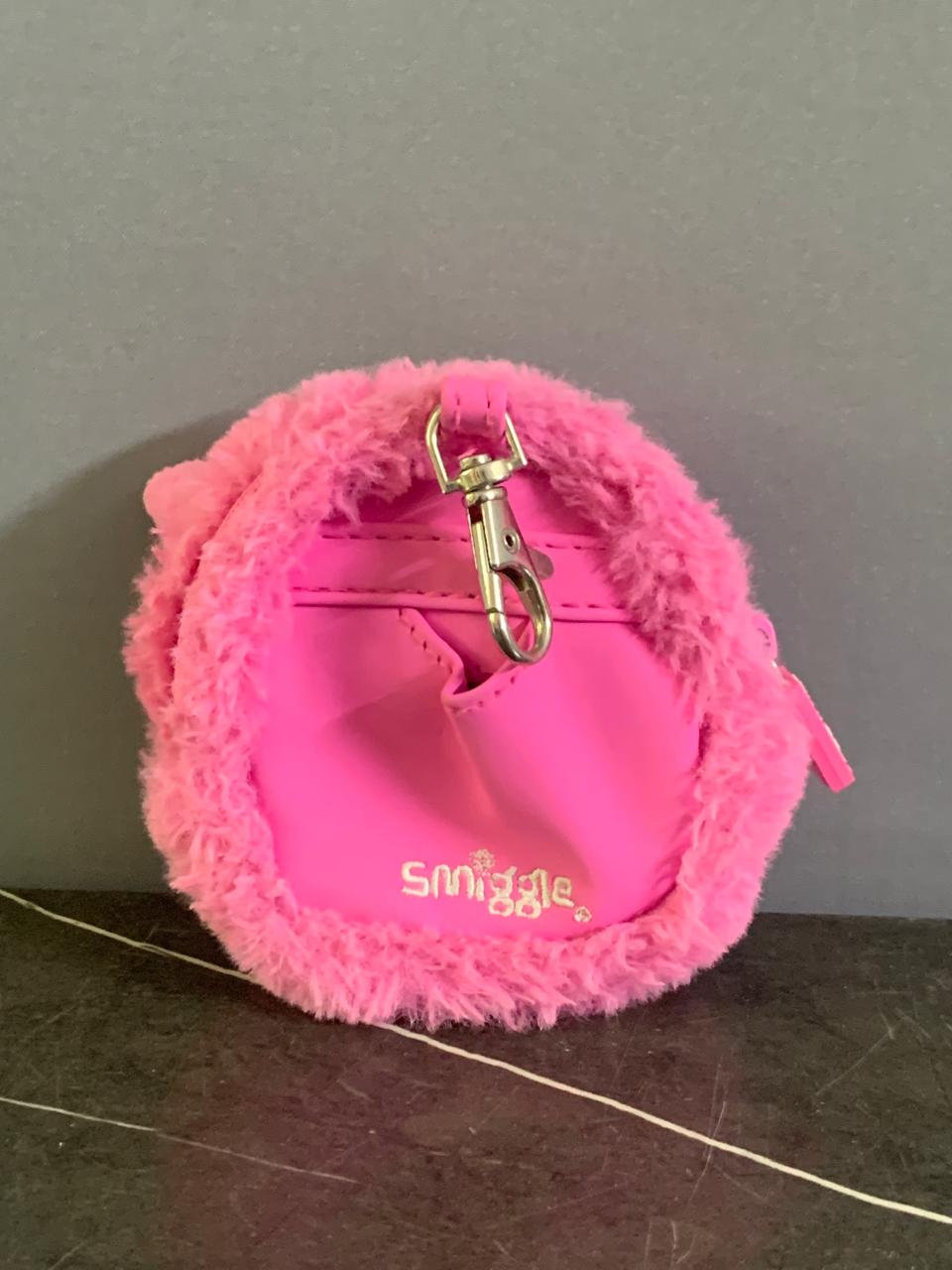 Smiggle Fluffy Mini Pal Keyring.