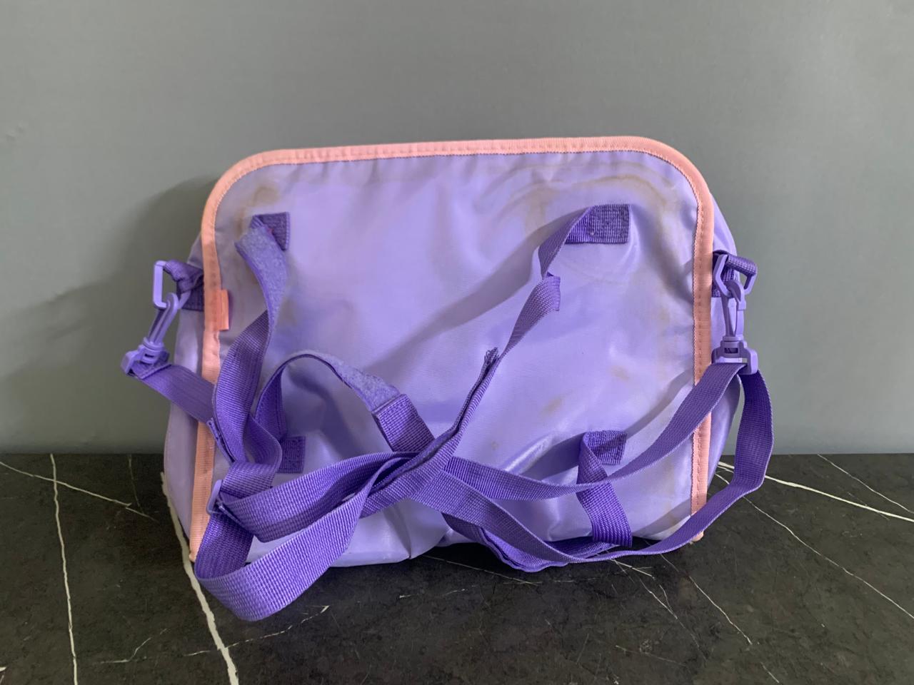 Smiggle Carry Case. (Slightly deshaped) (Rs 300 advance)