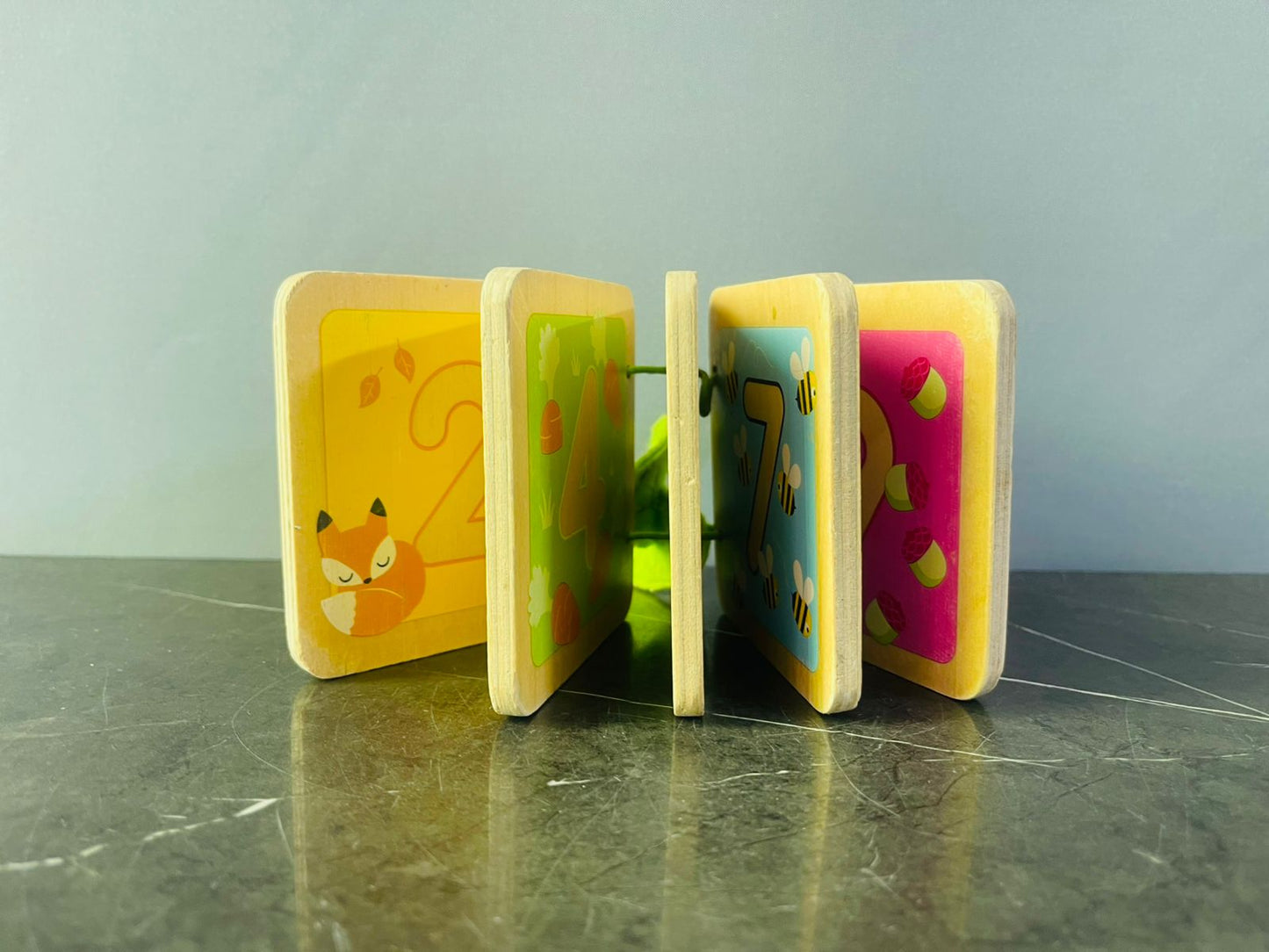 Le Toy Van - Wooden Counting Book.