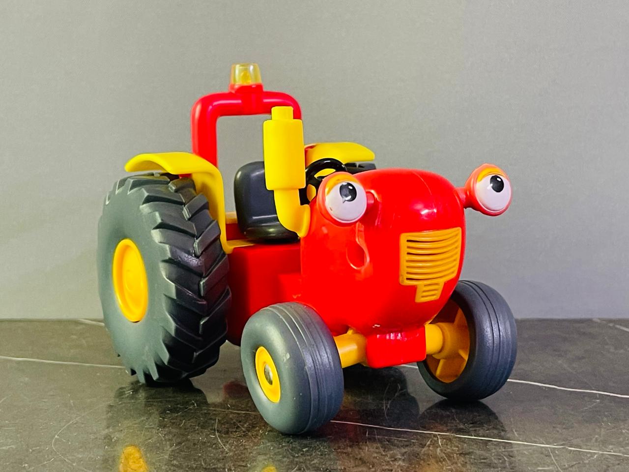 Tractor Tom Toy. (new Batteries required)