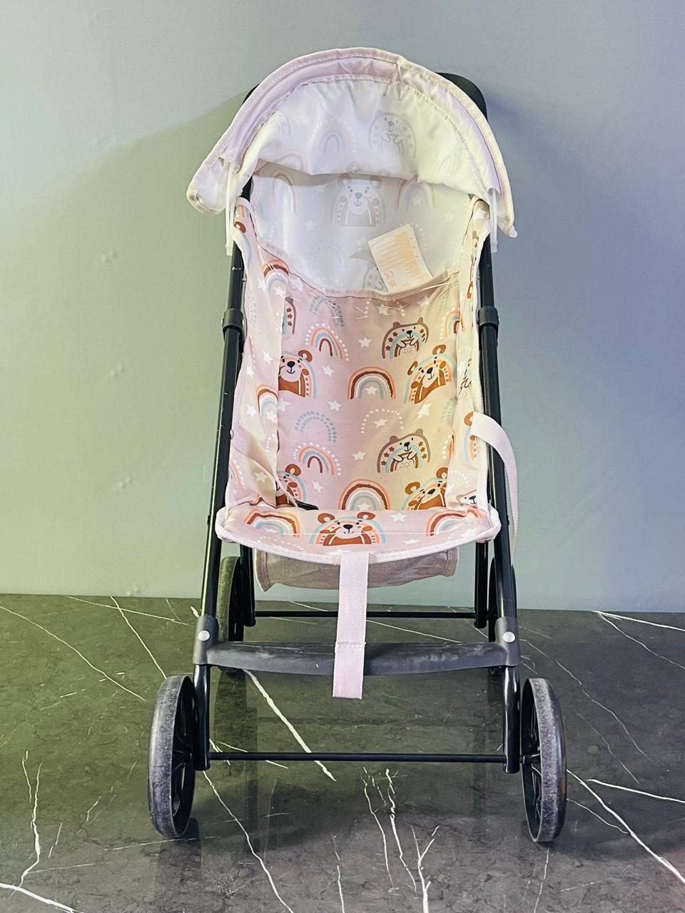 Joie Mini Dolls Pushchair. (Rs 450 advance)