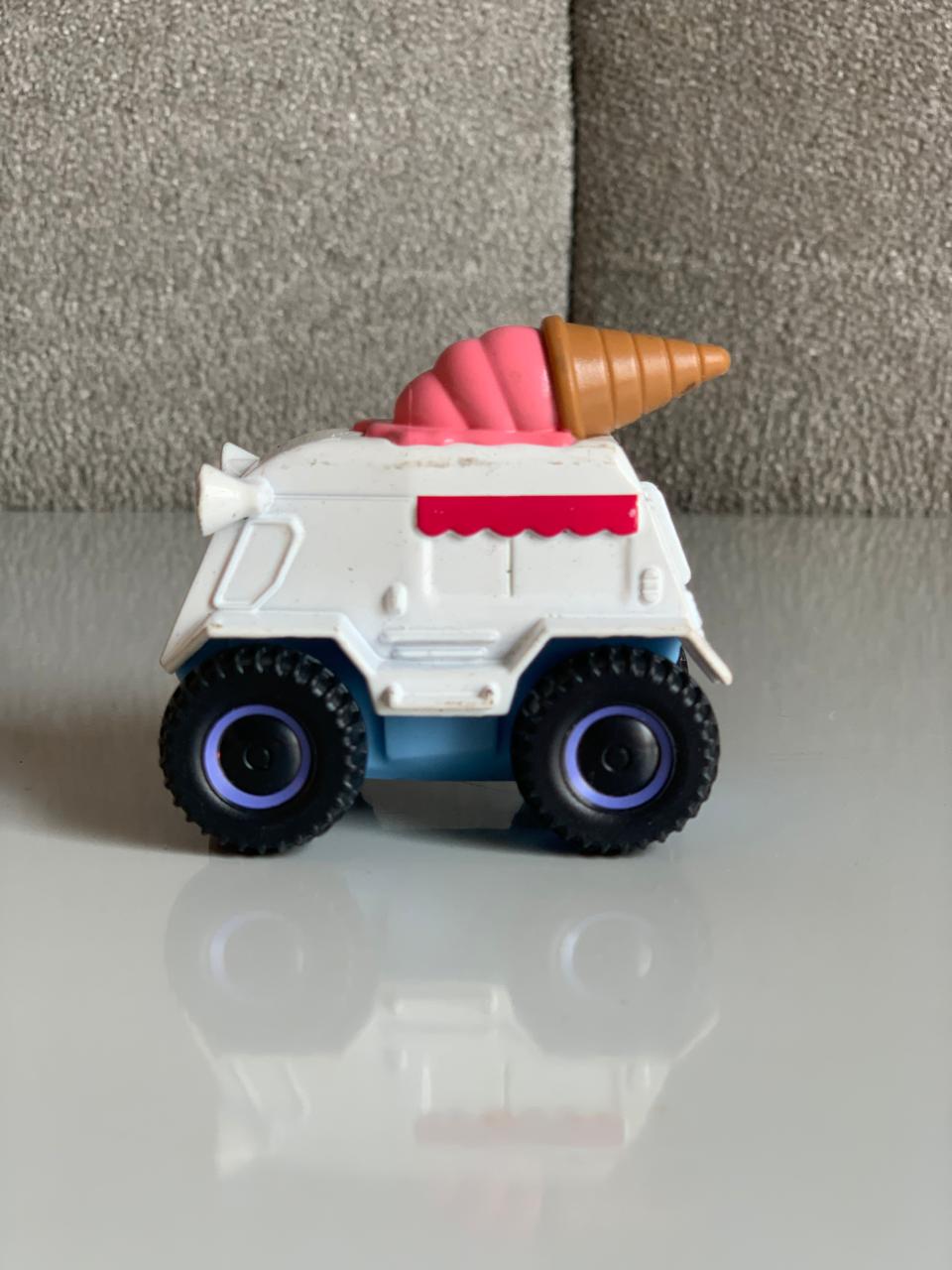 Fisher-Price Metal DC Batwheels Snowy.