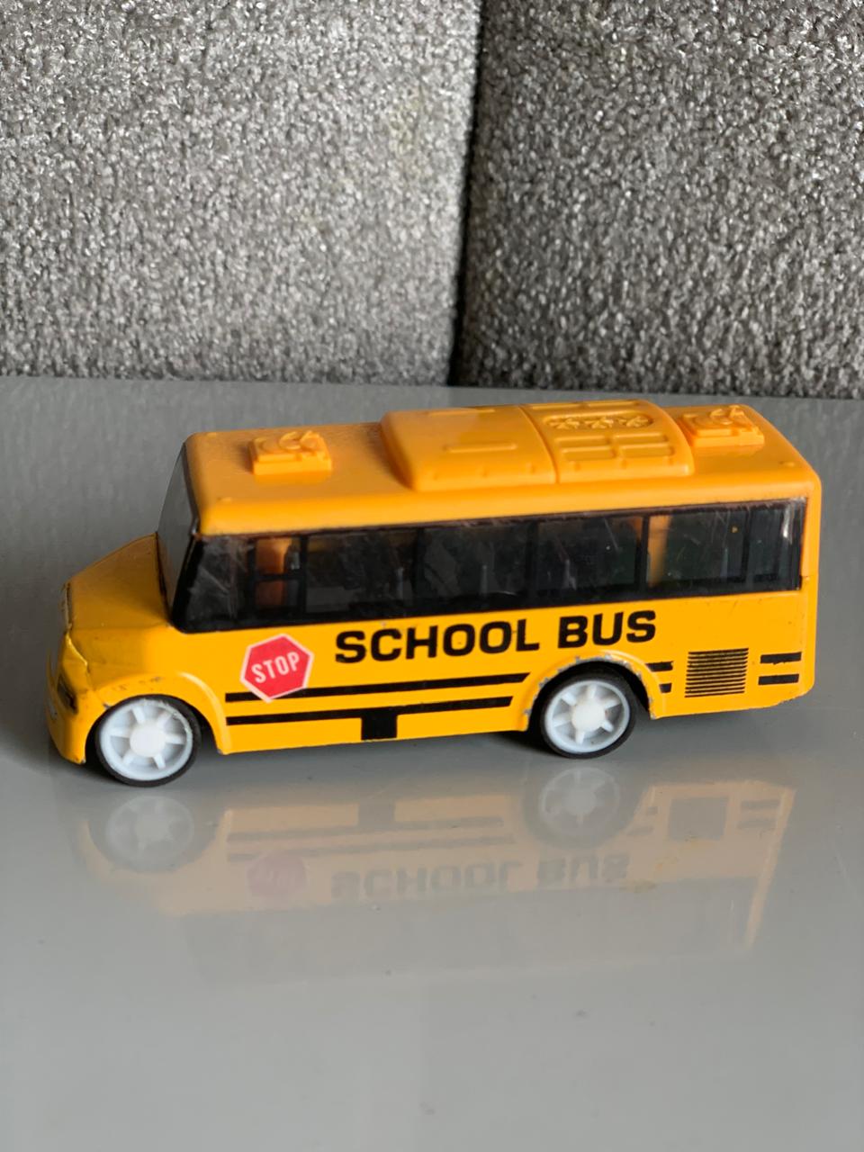 Yellow Die-cast Metal Pull-Back School Bus.