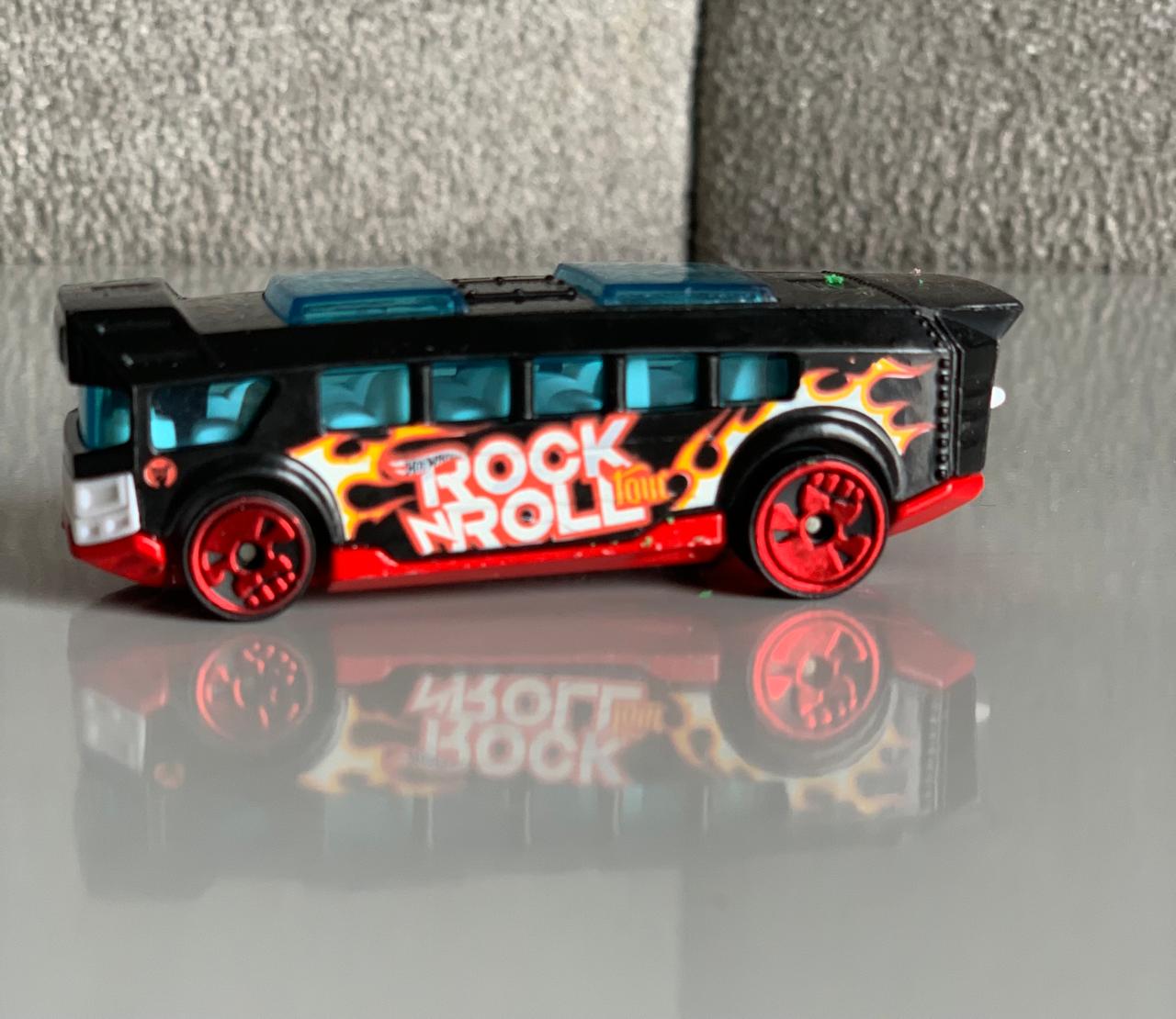Hot Wheels Rock n Roll Tour Bus
