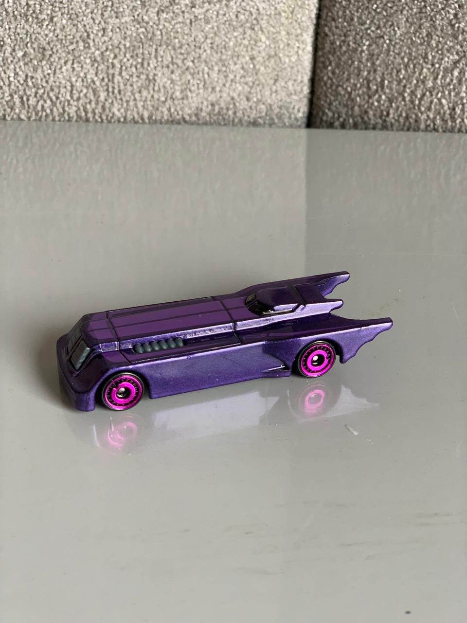 Hot Wheels - Batmobile - Batman: The Animated Series.