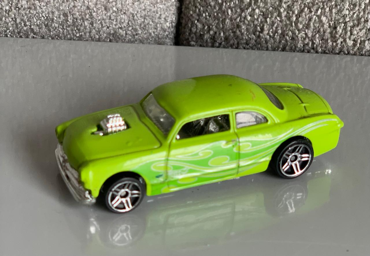 Hot Wheels Metal "Shoe Box" Vehicle.