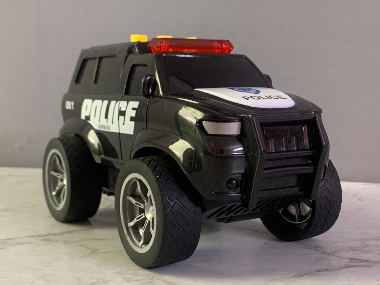 Play Studio Musical Police Car.