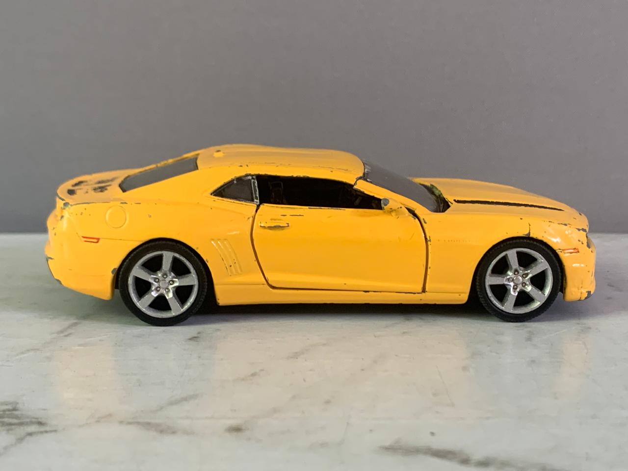 Welly Chevrolet Camaro ZL1 diecast Metal Car
