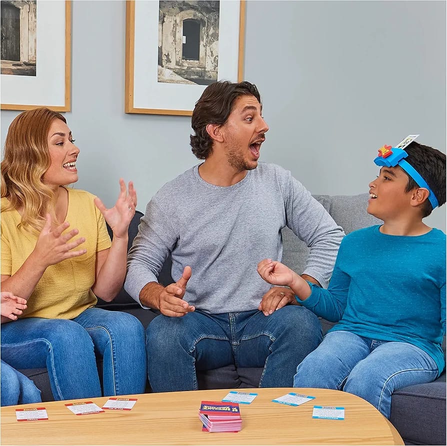 Spin Master Games - Hedbanz - Blast Off, Family Guessing Game.