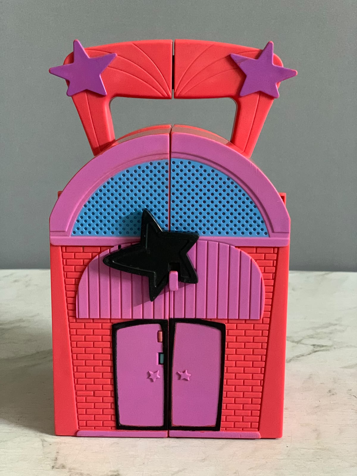 Polly Pocket Dare to Hair Totally Video Playset.