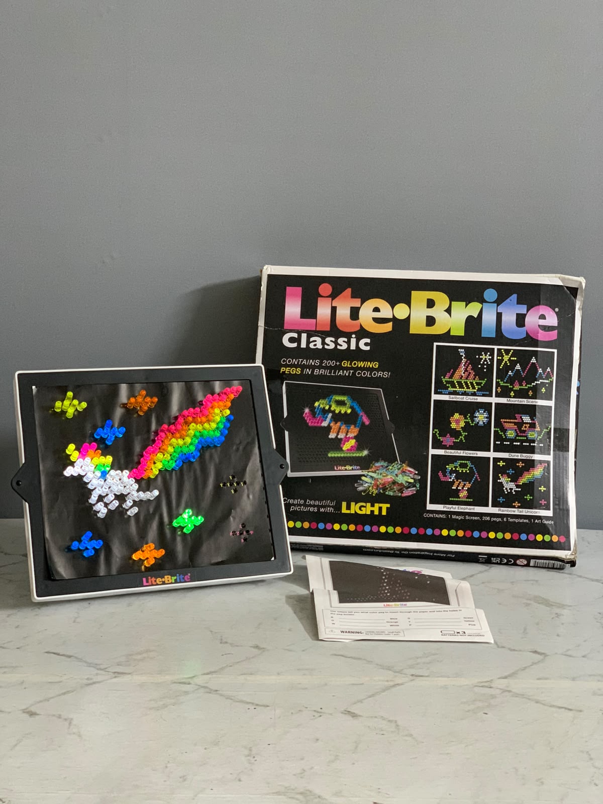 Lite-Brite Ultimate Classic Set. (166 pegs available)