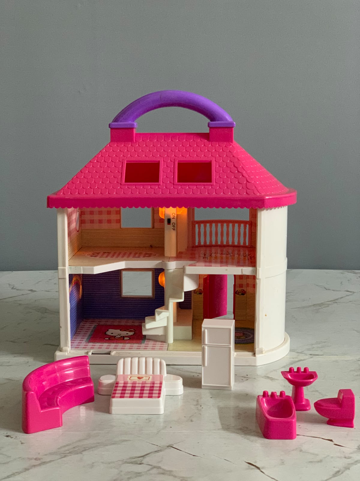 Hello Kitty Light-Up Dream House.