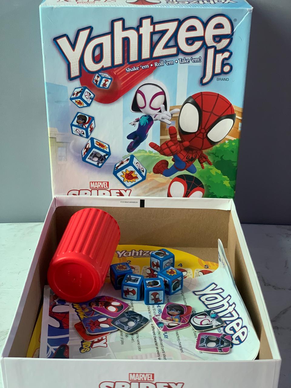 Hasbro Gaming Spidey and His Amazing Friends Yahtzee Jr.Marvel Edition Board Game.