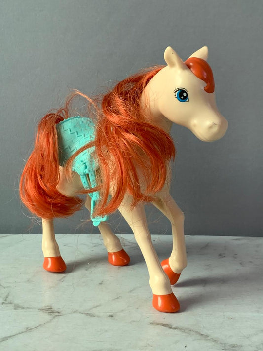 Mattel Barbie Hugs 'N' Horse.