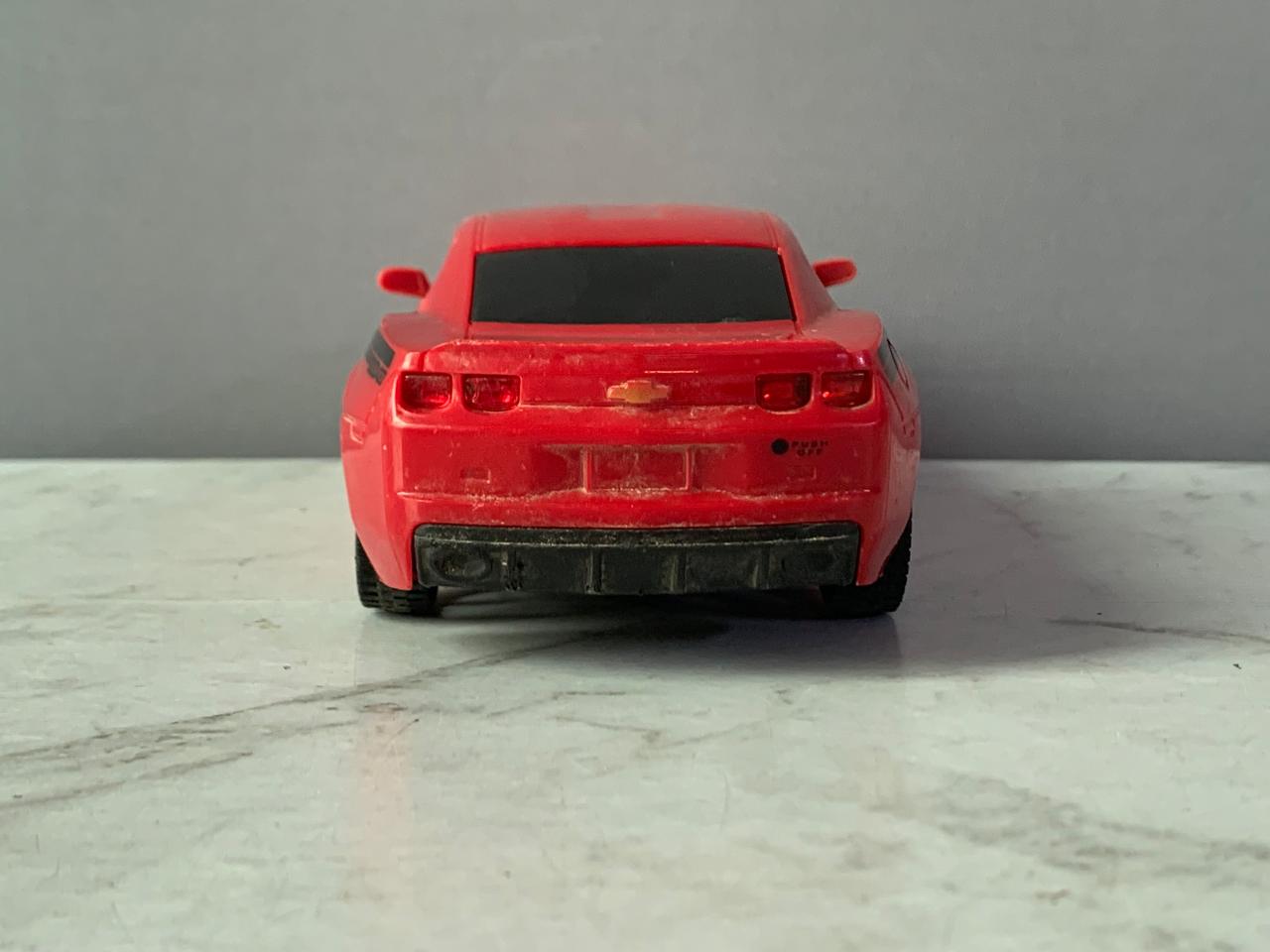 Braha Chevrolet Camaro 1:24 R/C Car.