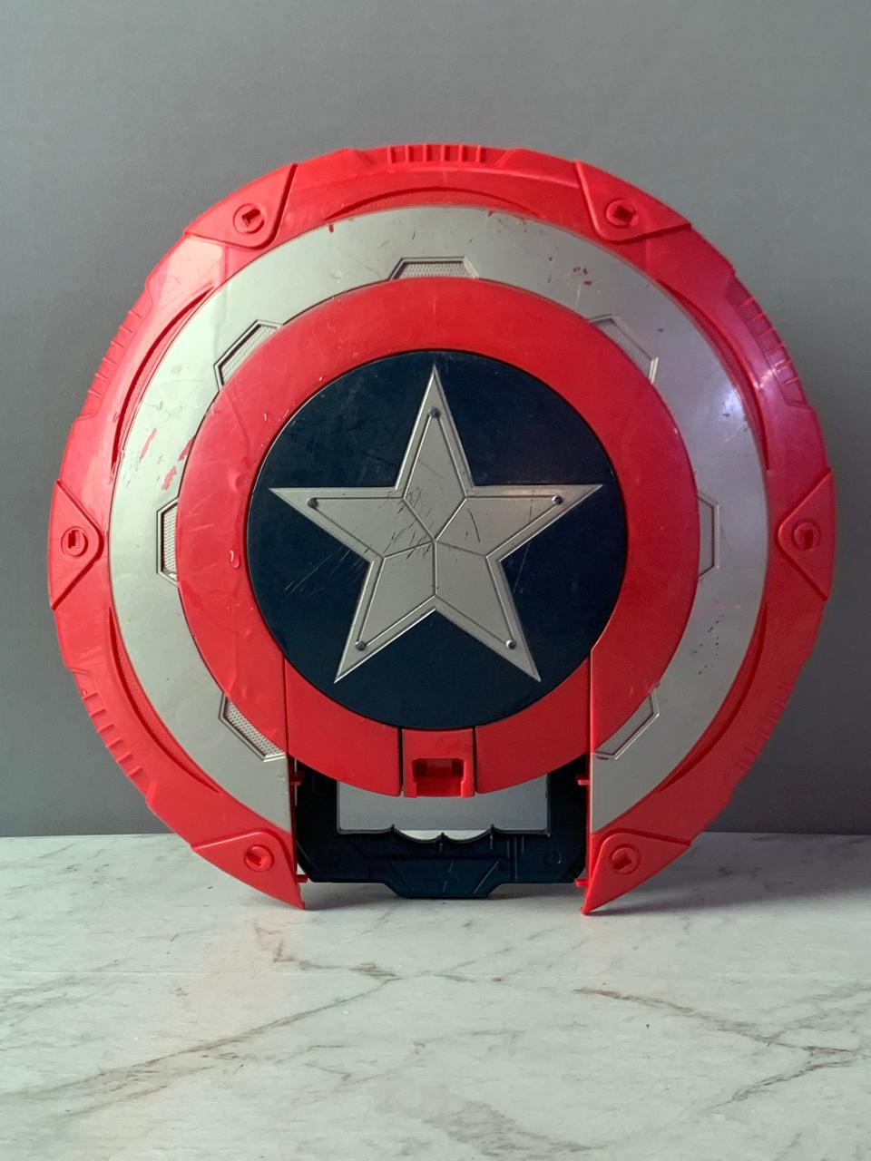 Marvel Avengers Captain America Star Shield.