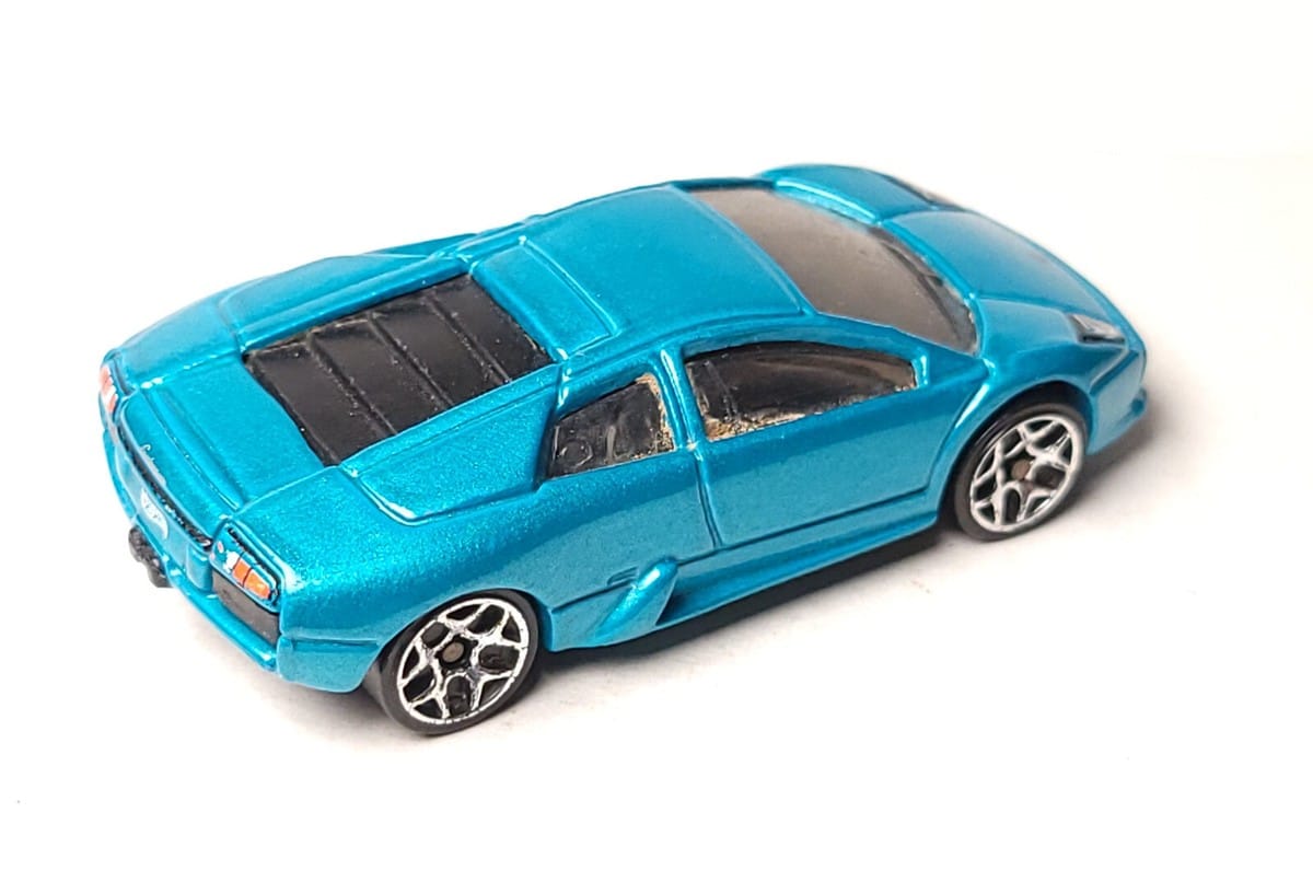 Hot Wheels HW Exotics Lamborghini Murciélago.