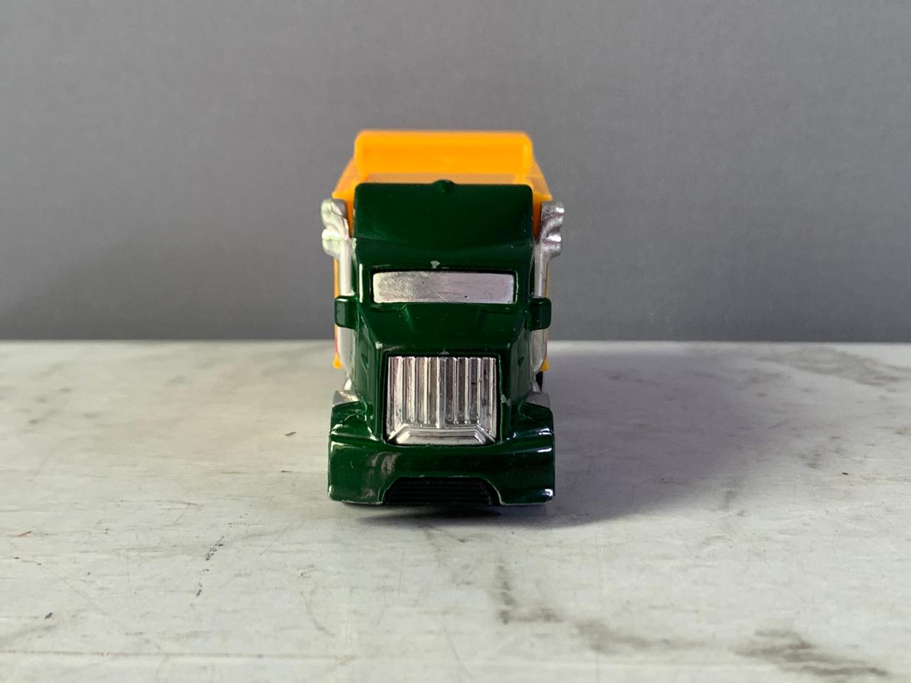 Hot Wheels Hiway Hauler 2.