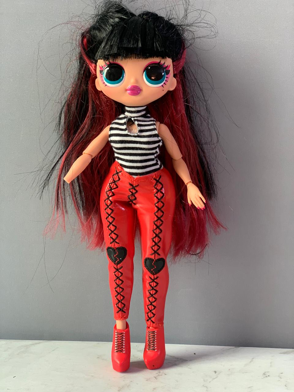 L.O.L. Surprise! O.M.G. Series 4 Spicy Babe Fashion Doll. (Hand broken)