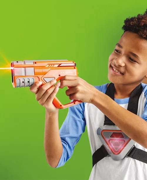 Geoffrey's Toy Box Laser Blast 2-Player Blaster Set (batteries covers missing) (Rs 350 advance)